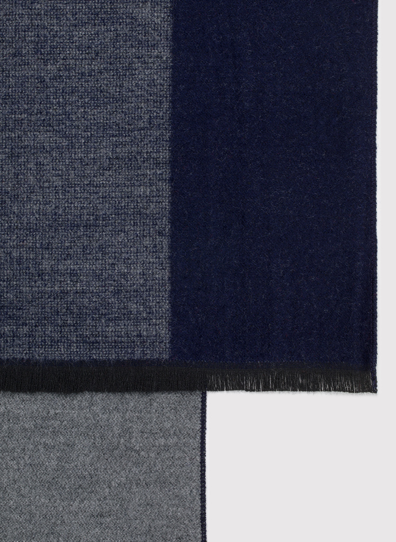 Granatowo-szary męski szal w pasy