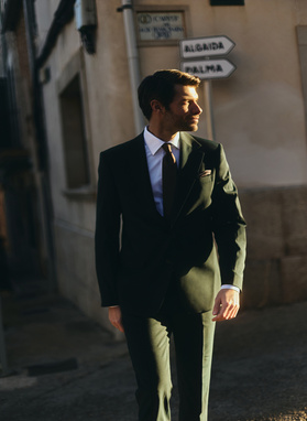 Wełniany zielony garnitur męski