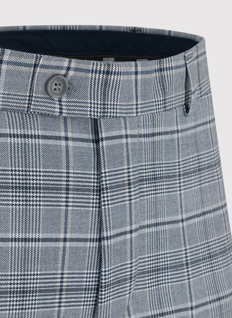 Szary kraciasty garnitur męski