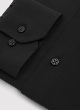 Czarna dzianinowa koszula męska