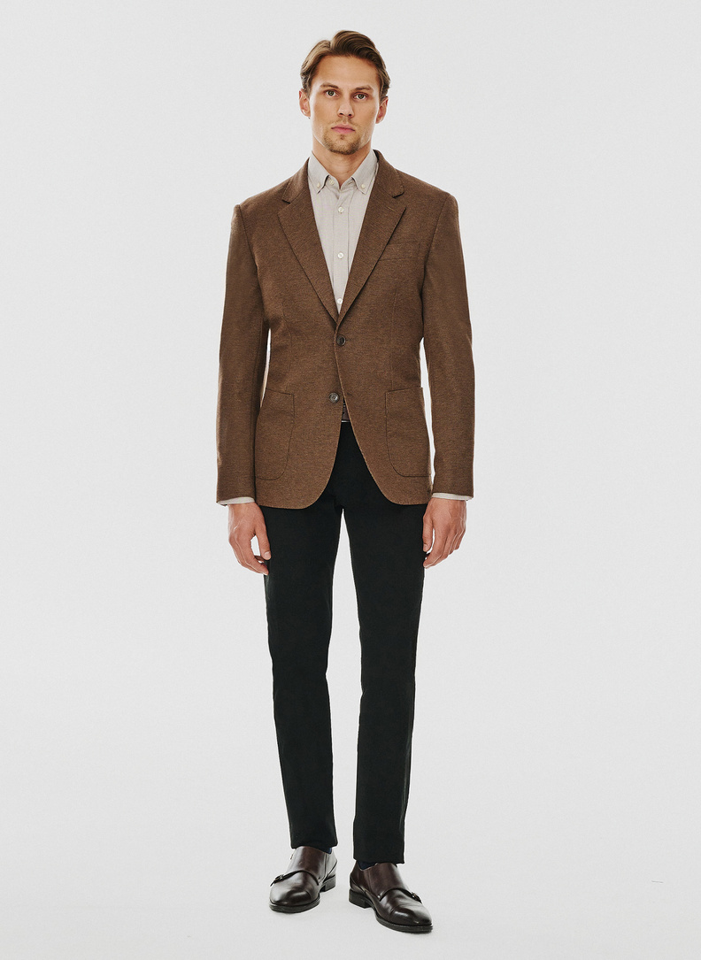 Brązowa marynarka męska