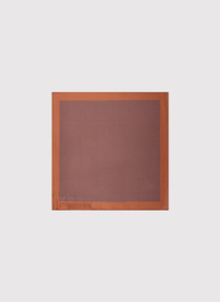 Pomarańczowa poszetka w drobny wzór