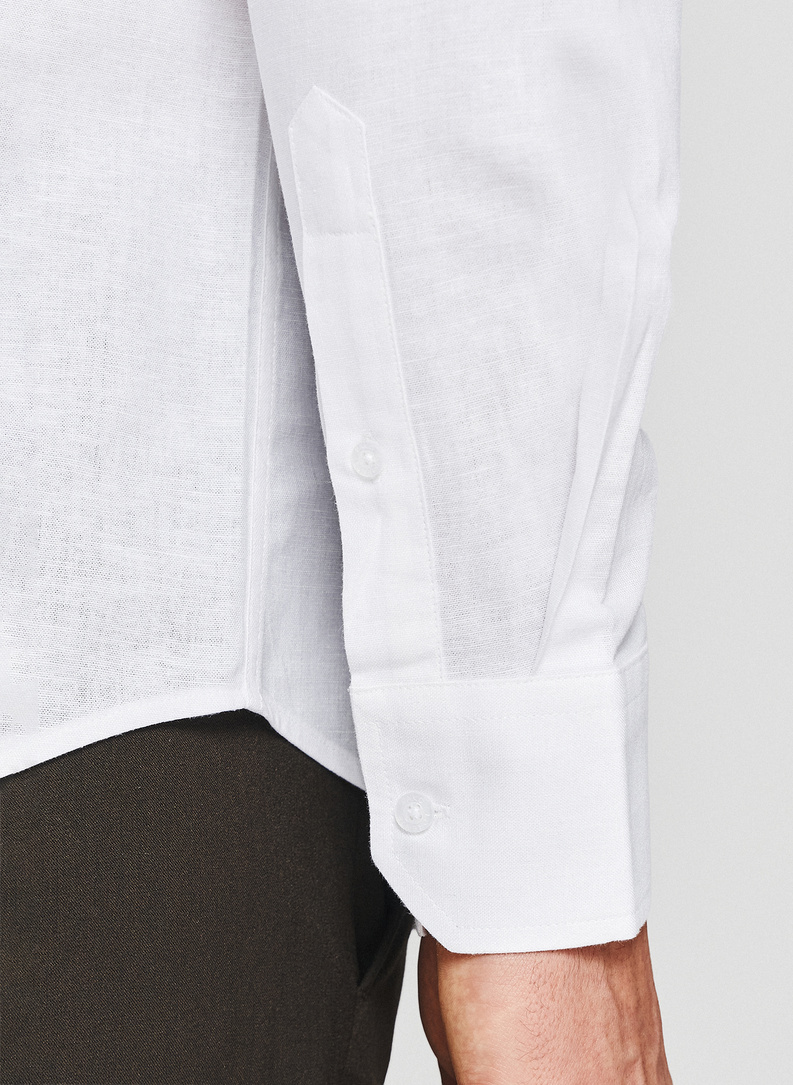 Lniana biała koszula z kołnierzem stójką