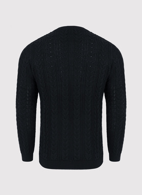 Czarny sweter męski o warkoczowym splocie