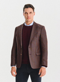 Brązowa marynarka w drobną kratę