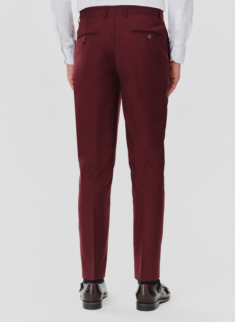 Dwuczęściowy gładki garnitur męski w kolorze burgundowym
