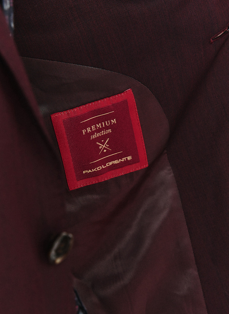 Dwuczęściowy gładki garnitur męski w kolorze burgundowym