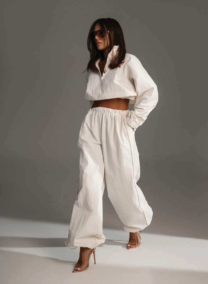 Komplet ONYX SET bluza i szerokie spodnie ecru