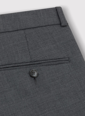 Szary wełniany garnitur