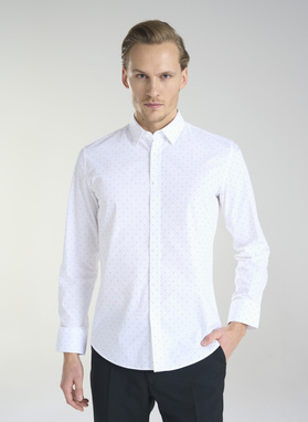 Biała koszula męska w czarne kropki