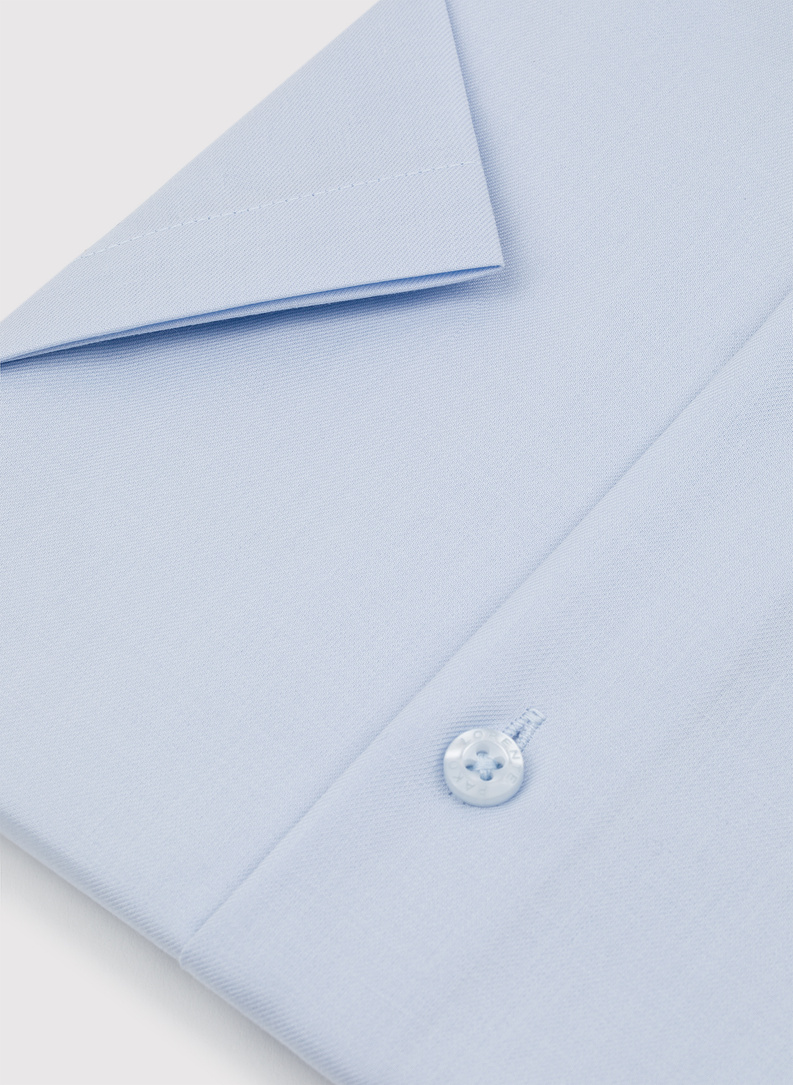 Niebieska koszula męska z krótkim rękawem