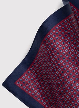 Jedwabna czerwona poszetka męska w mikrowzór