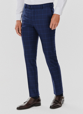 Dwuczęściowy granatowy garnitur męski w niebieską kratę