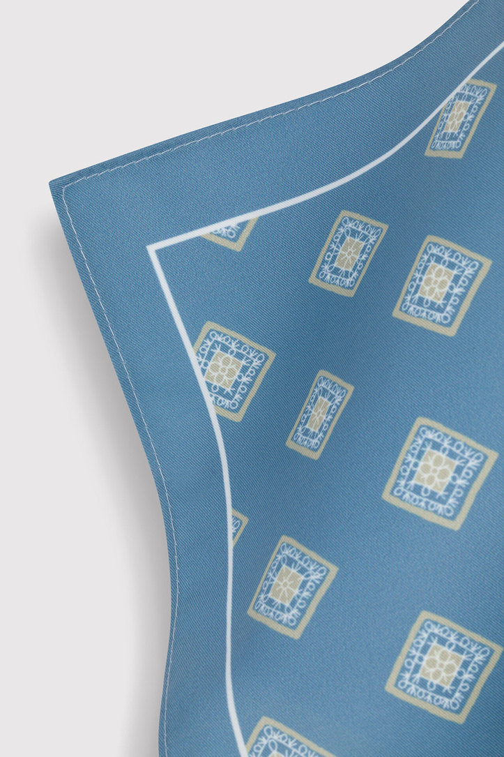 Niebieska poszetka męska ze wzorem na całej powierzchni