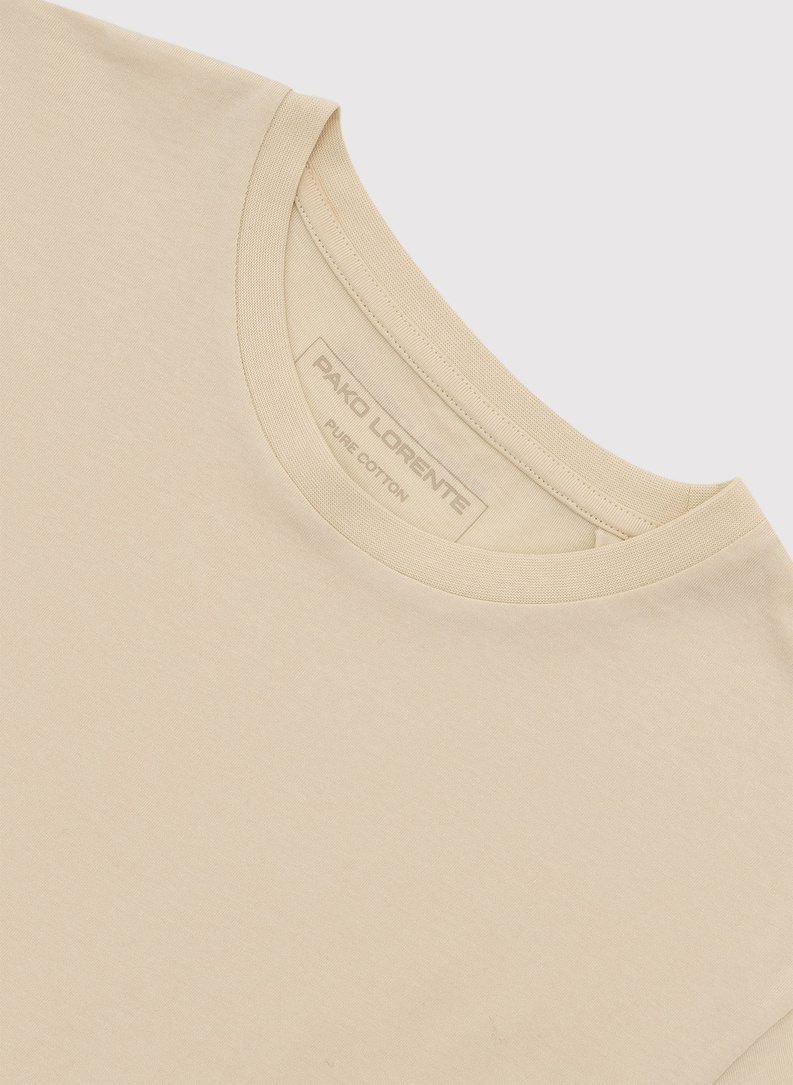 Beżowy t-shirt męski