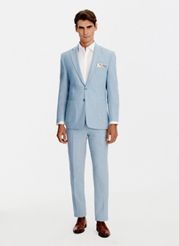 Niebieski garnitur męski