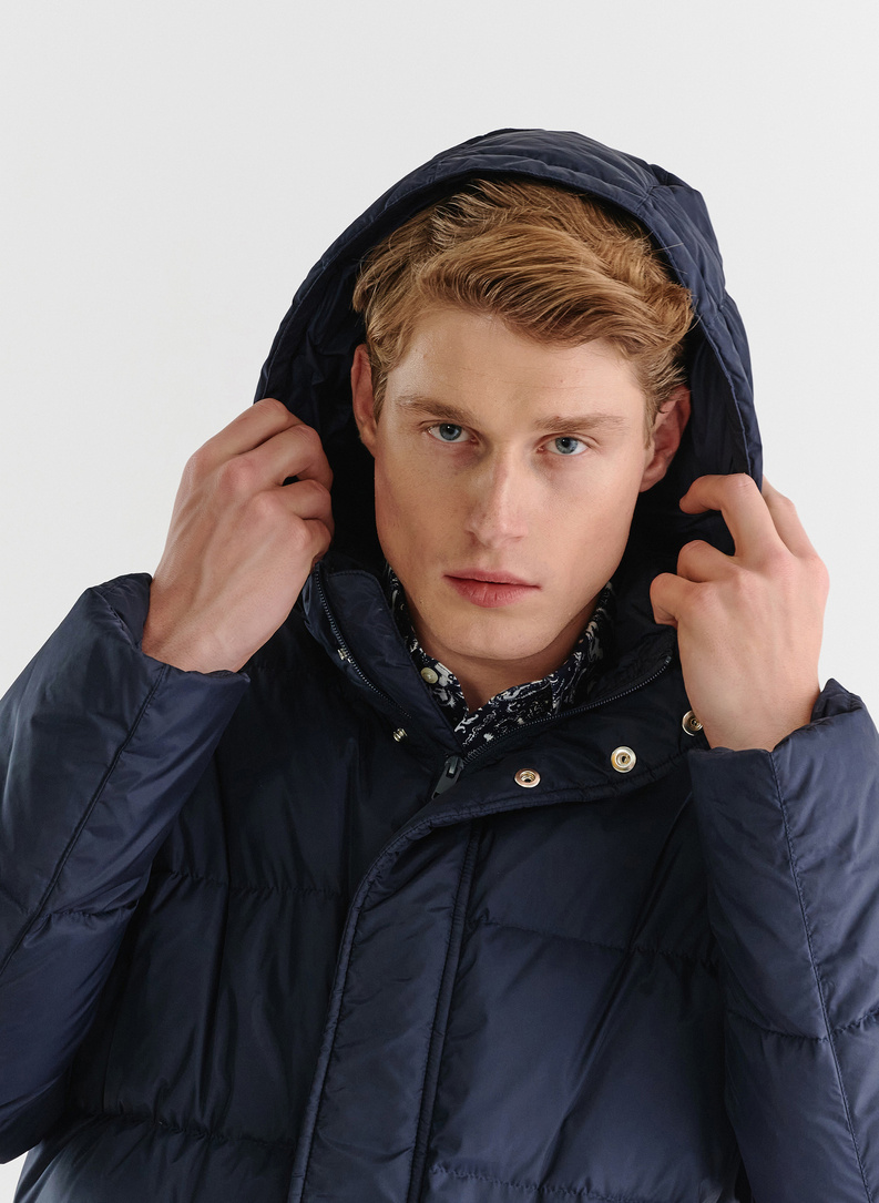 Granatowa długa pikowana kurtka