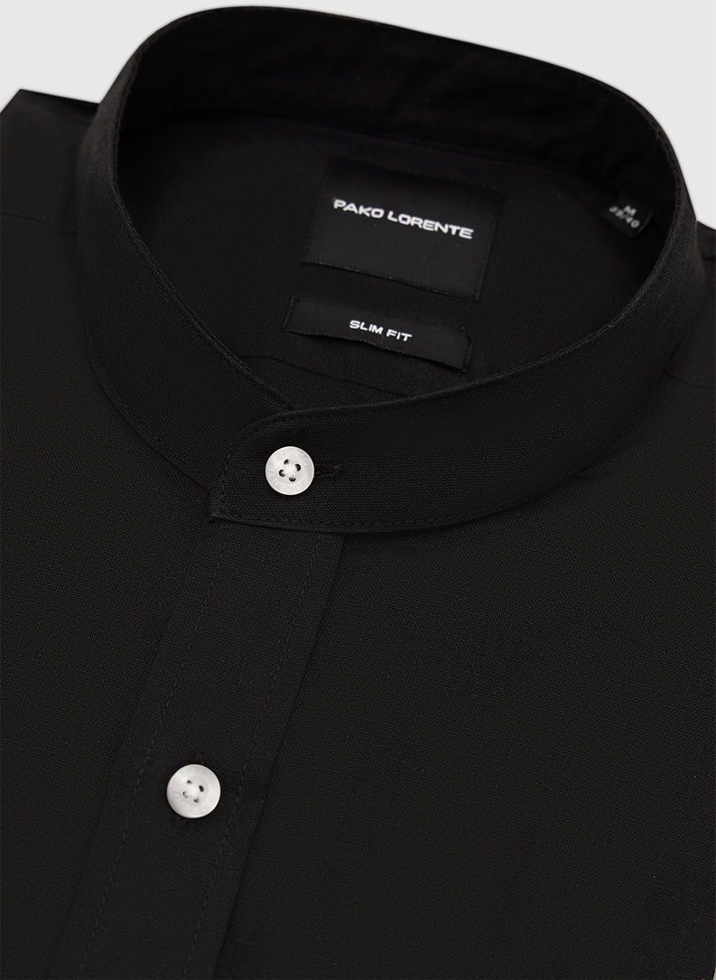 Lniana czarna koszula z kołnierzem stójką