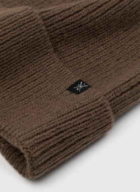 Oliwkowa czapka męska