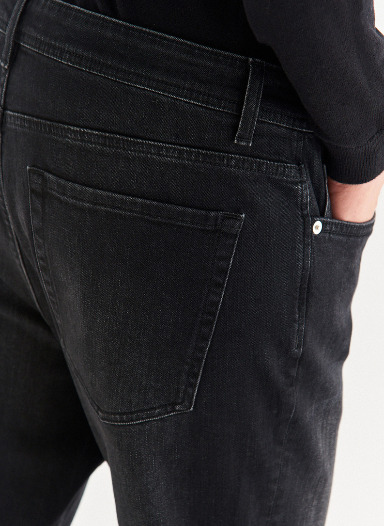 Czarne jeansowe spodnie męskie