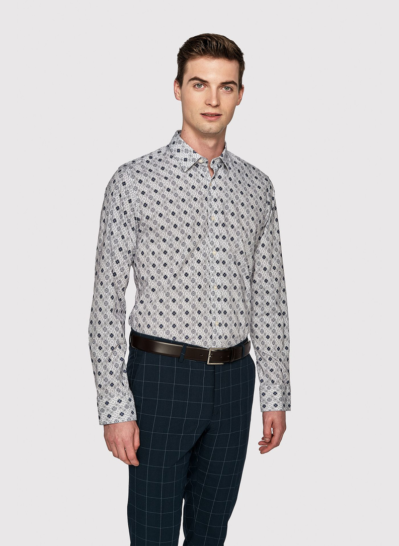 Męska koszula w kolorze białym w granatowy wzór