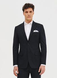 Granatowa marynarka garniturowa