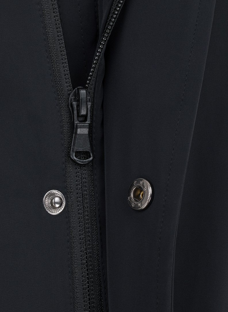 Granatowa kurtka męska o prostym kroju