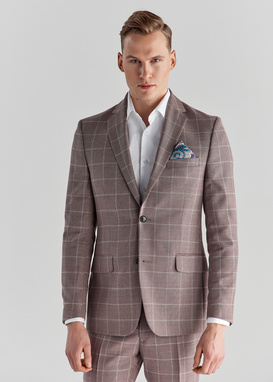 Wełniany różowy garnitur w kratę