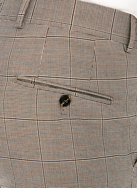 Brązowe spodnie garniturowe w kratę