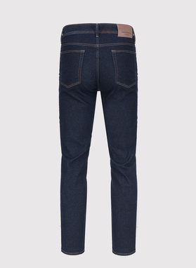 Granatowe spodnie męskie jeans