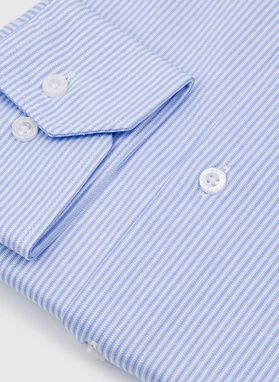 Niebieska koszula w prążek