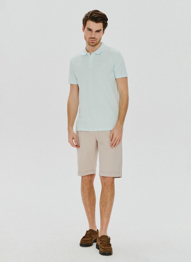 Gładki t-shirt polo w niebieskim kolorze