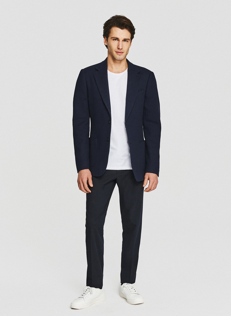 Granatowa marynarka z wełną