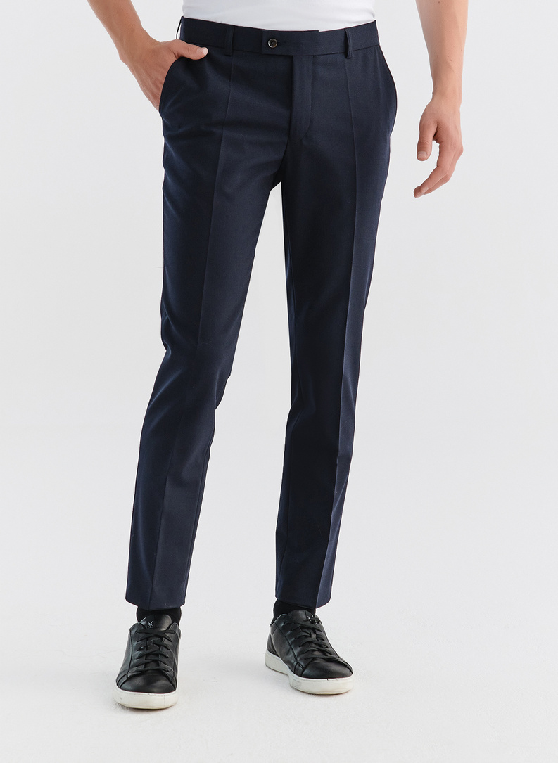 Gładkie granatowe spodnie garniturowe