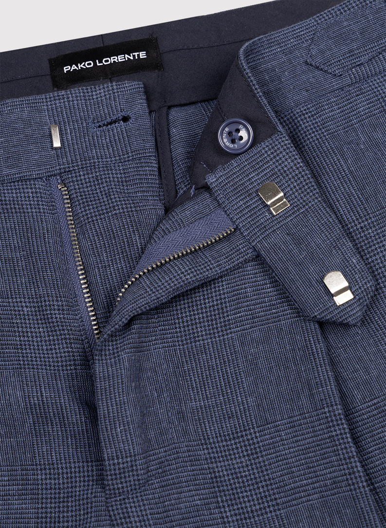 Granatowe spodnie casual z lnem