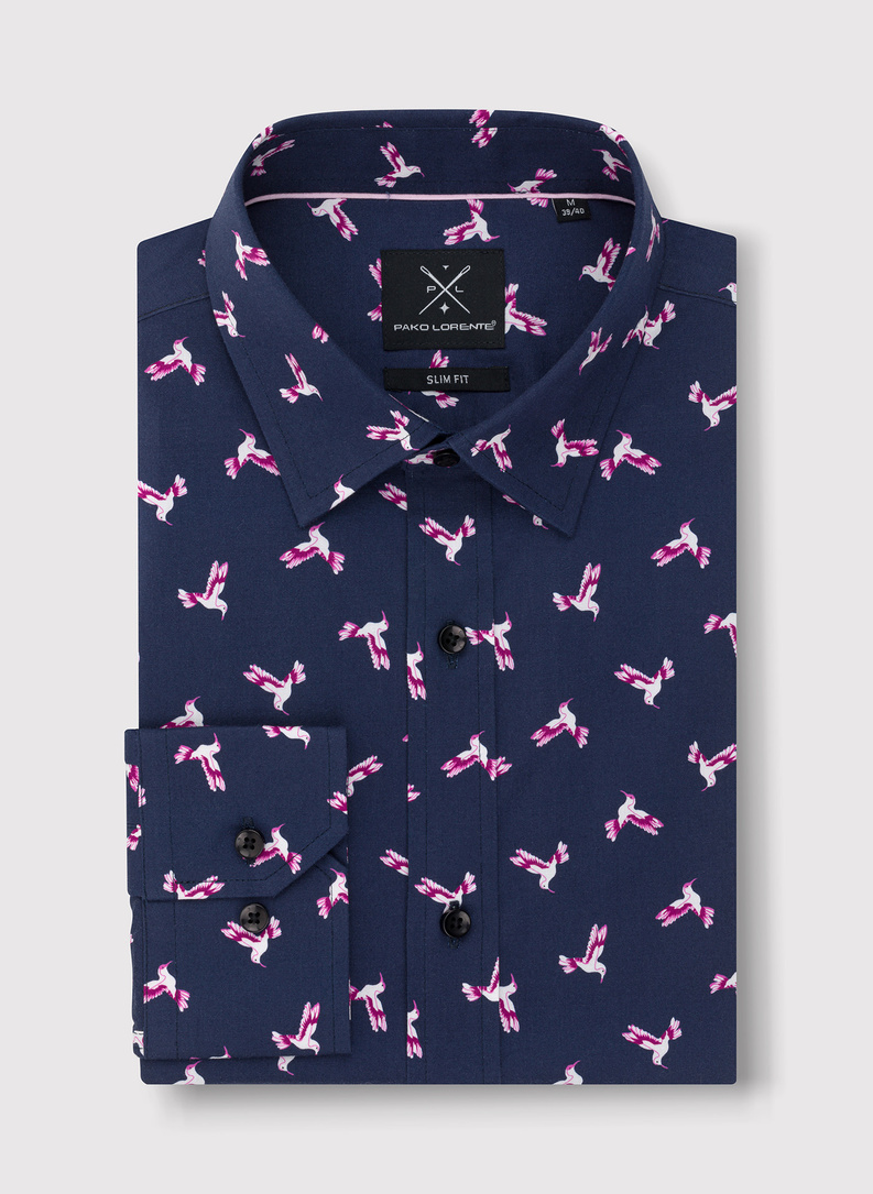 Granatowa koszula w kolibry