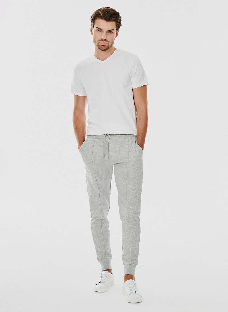 Dzianinowe spodnie dresowe w szarym kolorze