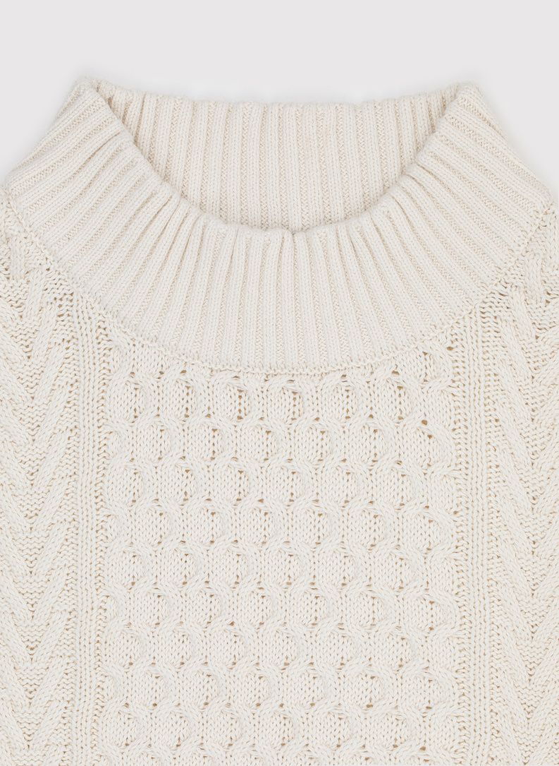 Beżowy sweter męski