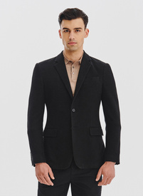 Czarna marynarka z dzianiny