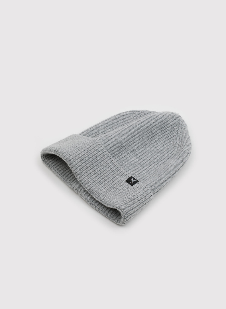 Bawełniana czapka w kolorze szarym