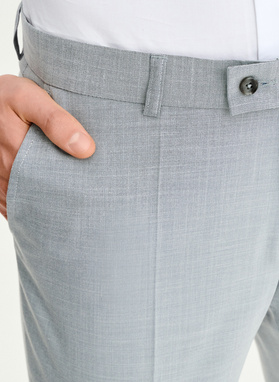 Ślubny szary garnitur męski