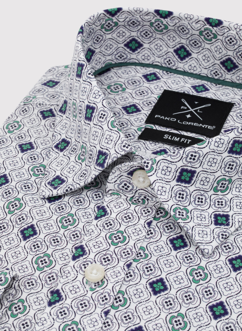 Męska koszula w kolorze białym w granatowo-zielony wzór