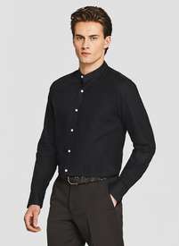 Lniana czarna koszula z kołnierzem stójką