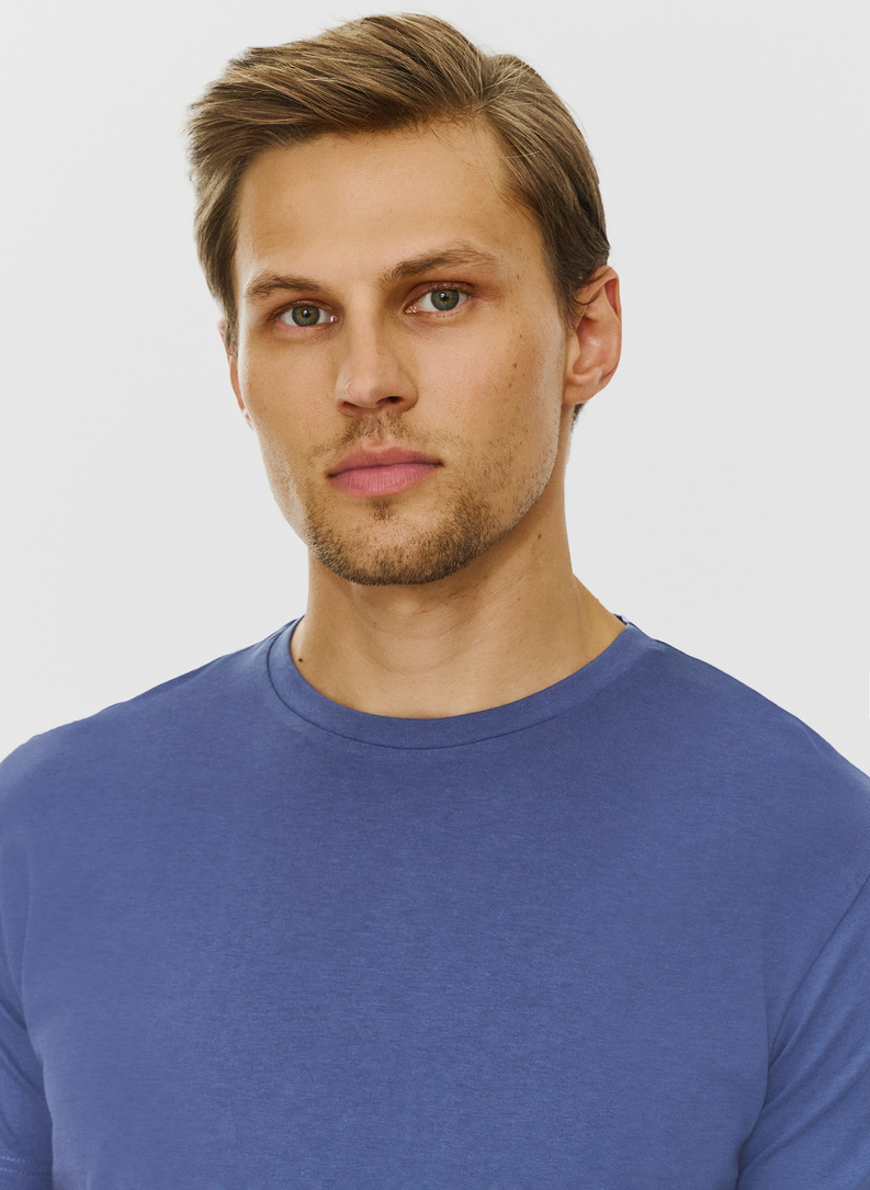 Bawełniany granatowy t-shirt z okrągłym dekoltem