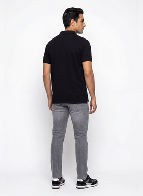 Czarny t-shirt polo z bawełny