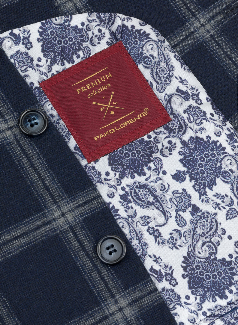 Granatowa marynarka casual w jasną kratkę