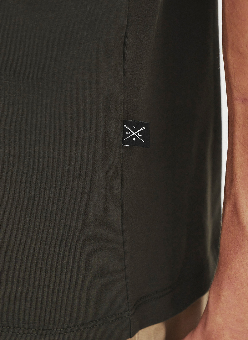 Zielony gładki t-shirt v-neck