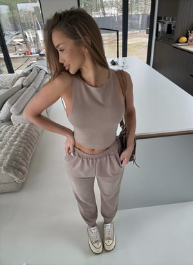 Komplet SAVE top i spodnie dresowe moccaa
