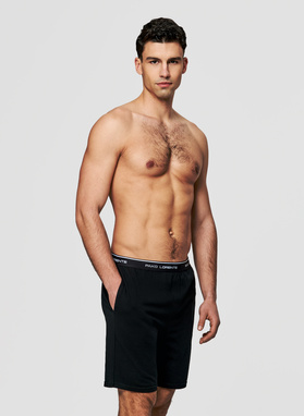 Czarne szorty piżamowe