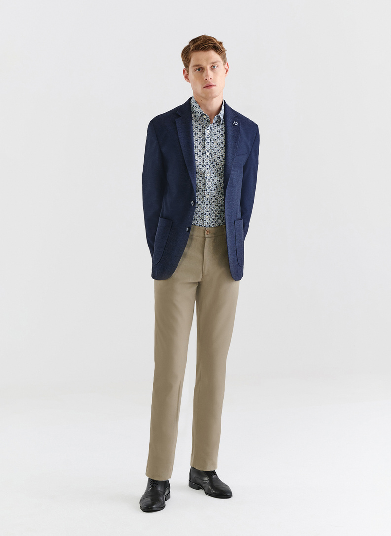 Granatowa marynarka casualowa